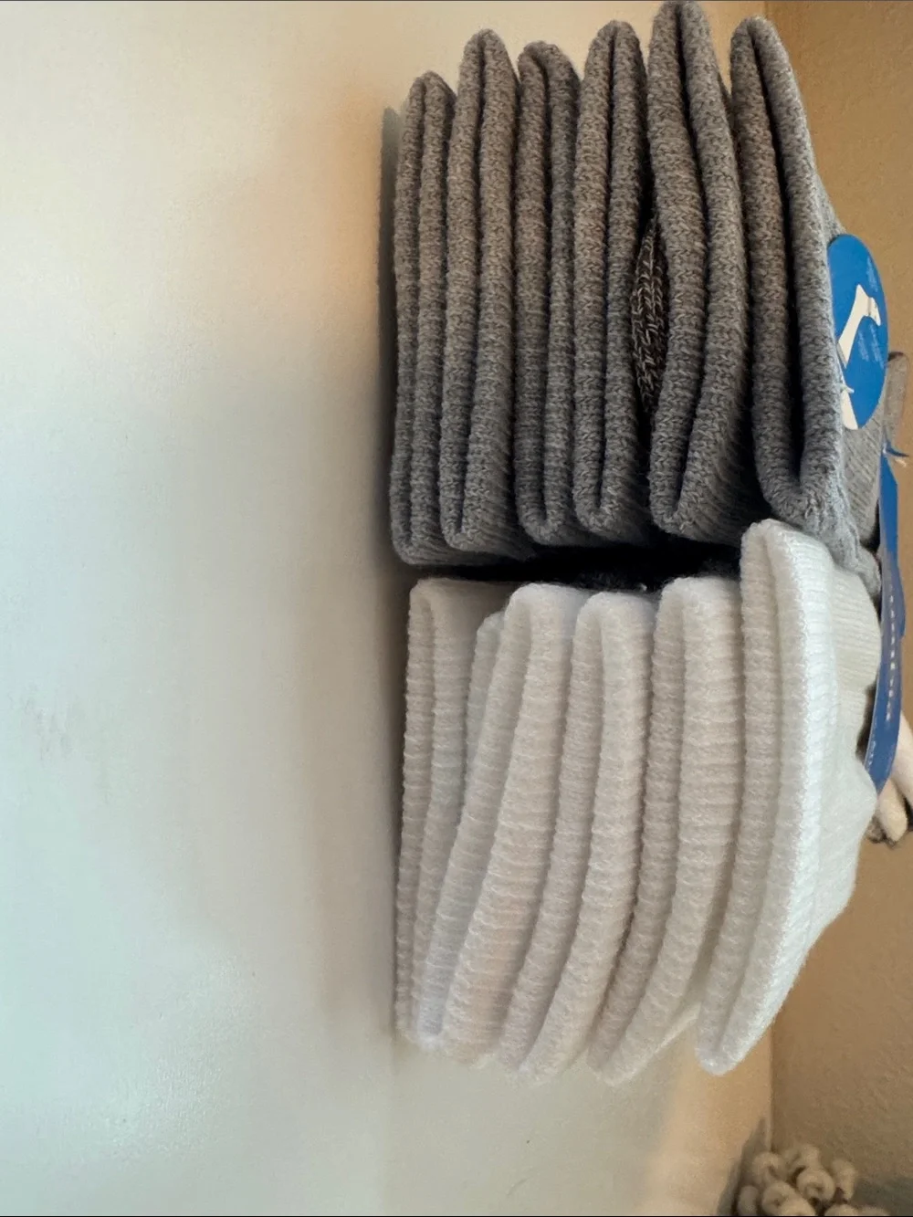 Columbia Men’s Athletic Crew Socks – Sz 6-12 Gray & White 6-Pack